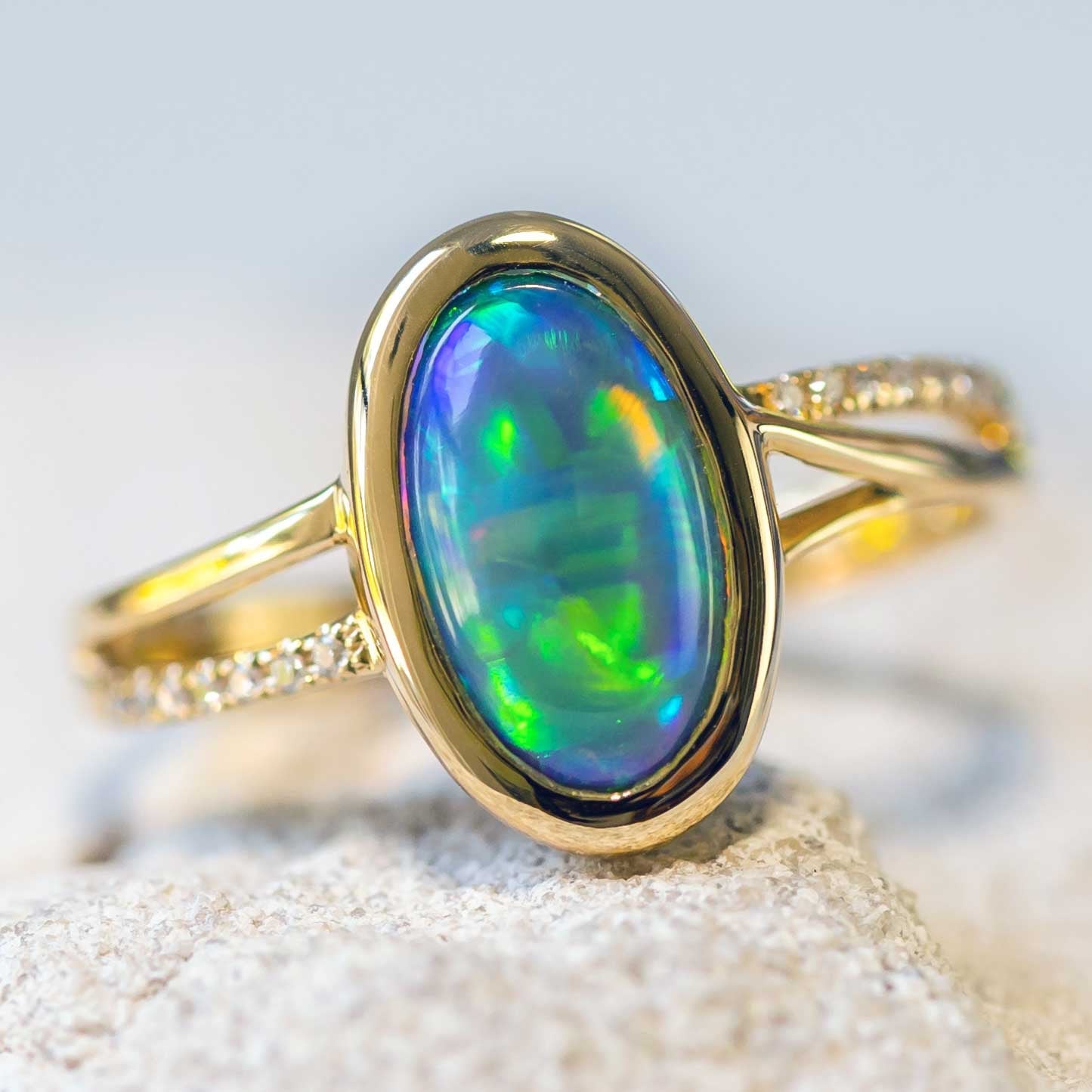 'Melia' Crystal Opal Ring 18ct Gold