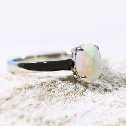 'Alina Grande' White Opal Ring Silver