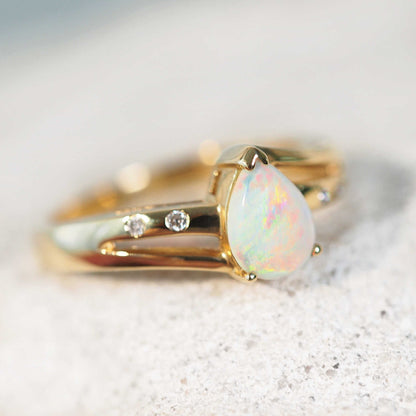 'Sophia' Crystal Opal Ring 14ct Gold